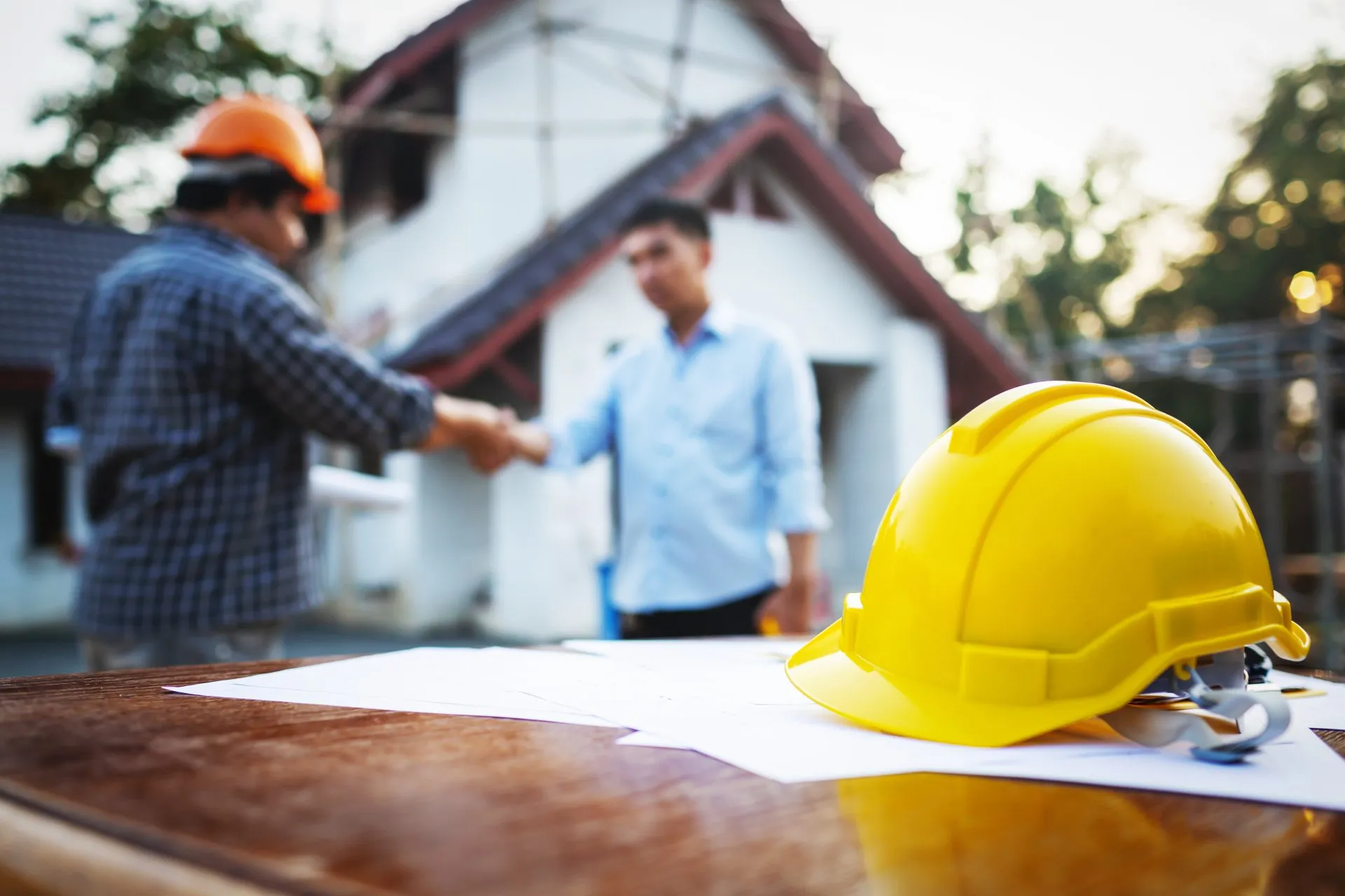 How to Choose Top-Rated Contractors in Lawrence: 5 Key Things to Look For